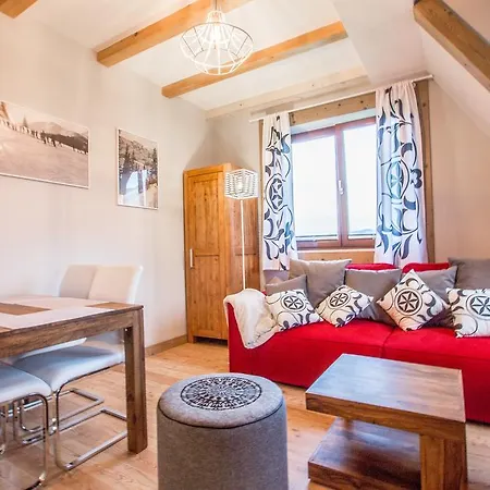 Rockus Lux & Zakopane * كوشتيليسكا