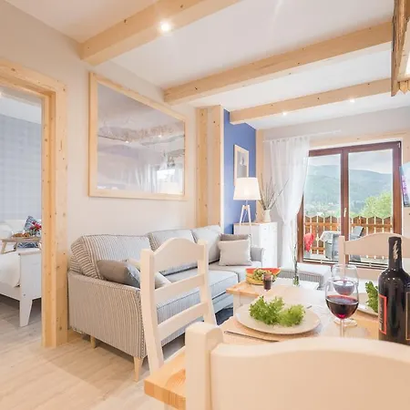 Rockus Lux & Zakopane شقة